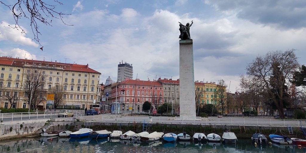 Rijeka statue